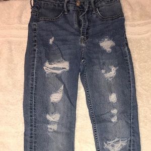 Women’s Ripped Jeans